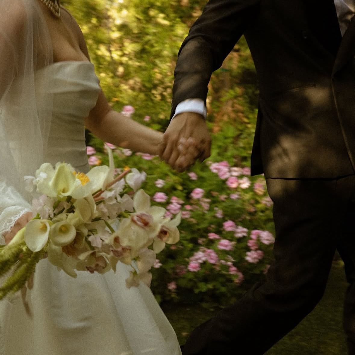 Photo gallery of wedding moments